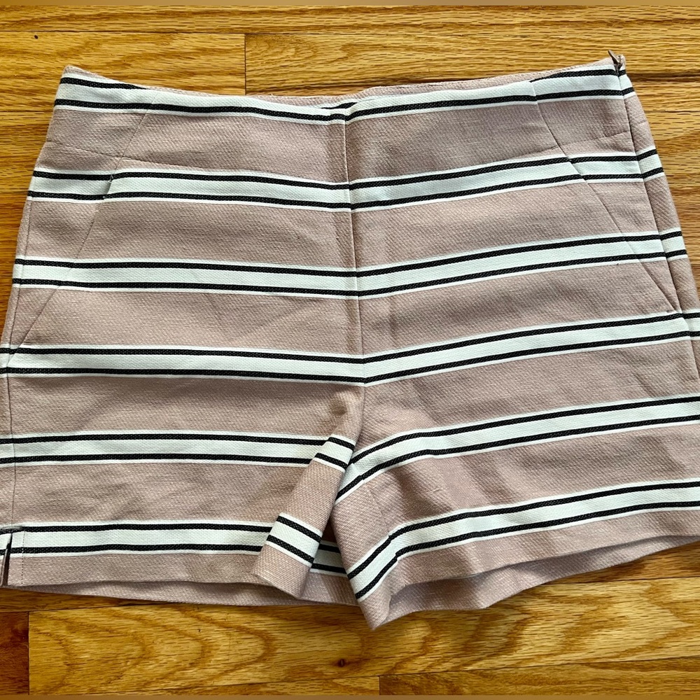 NEW: Loft Shorts!!